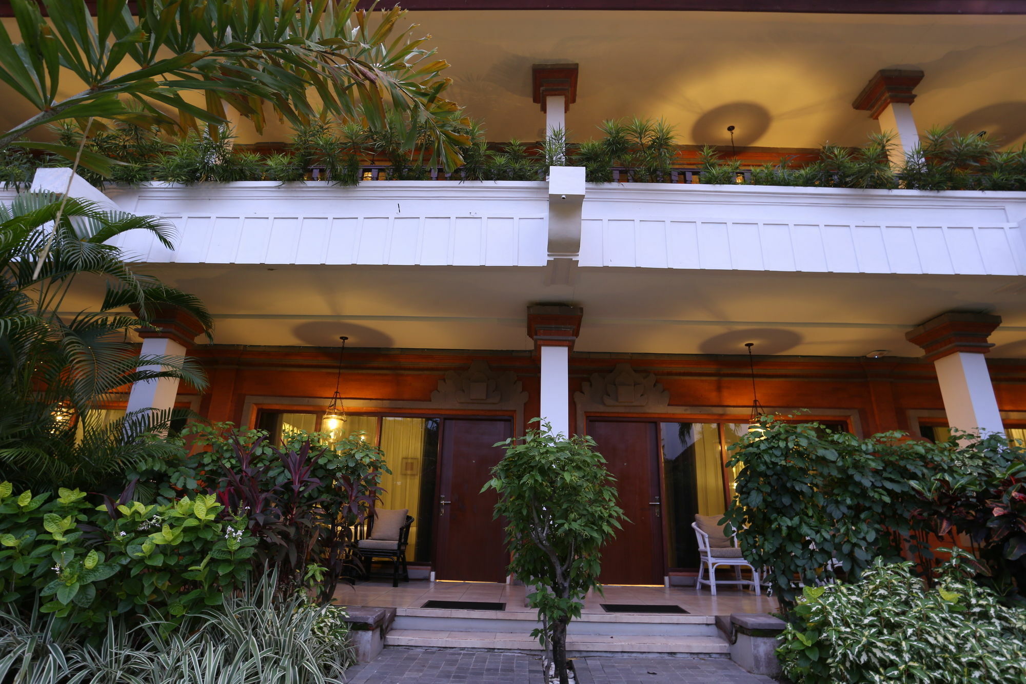 เดอะ จักรา บาหลี โฮเต็ล Hotel เดนปาซาร์ ภายนอก รูปภาพ